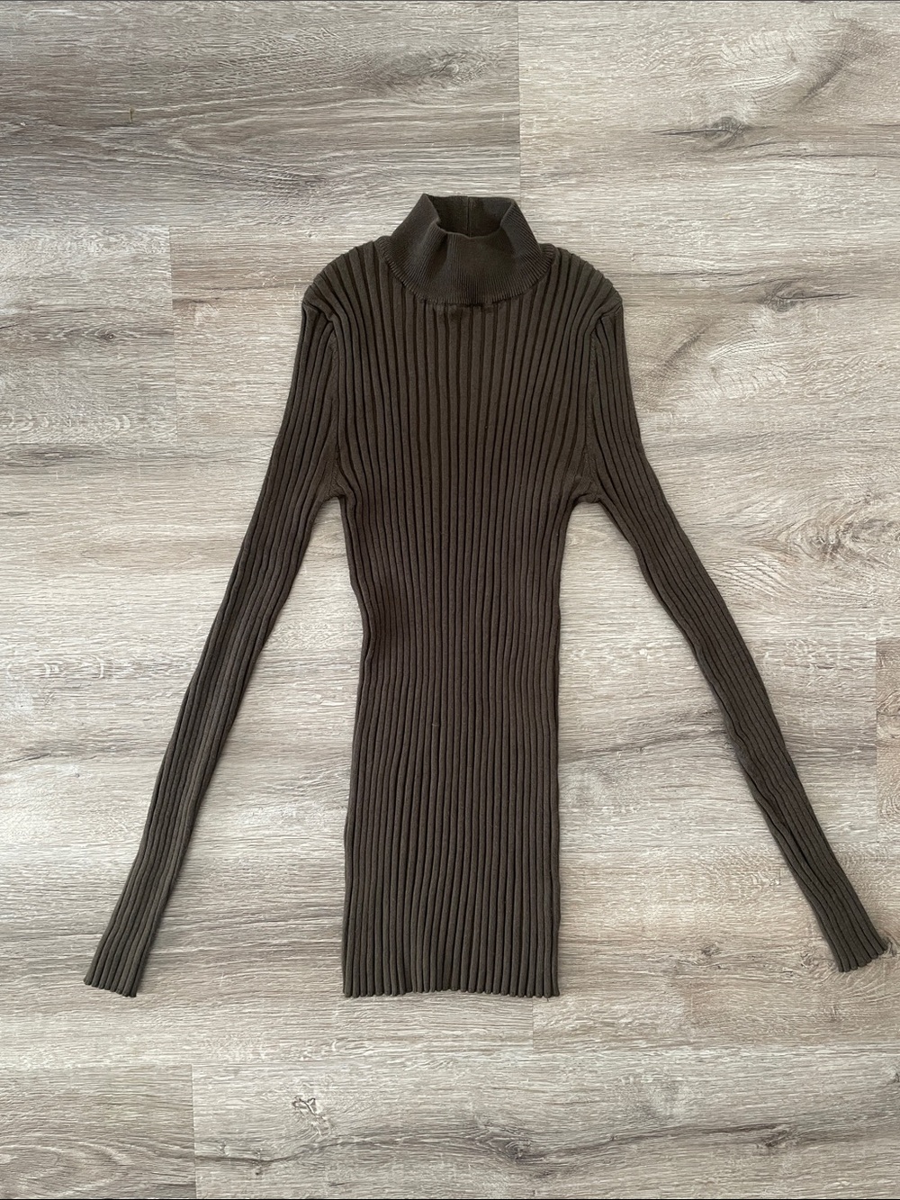 Pink Rose | ribbed mock neck sweater size medium